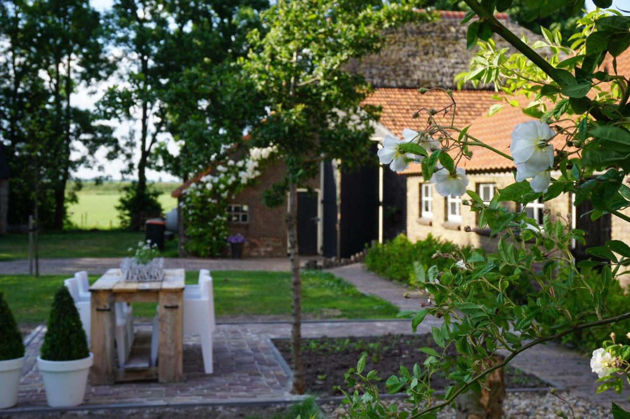 Bed and Breakfast Het Leeuwterveld à Sint Jansklooster Extérieur photo