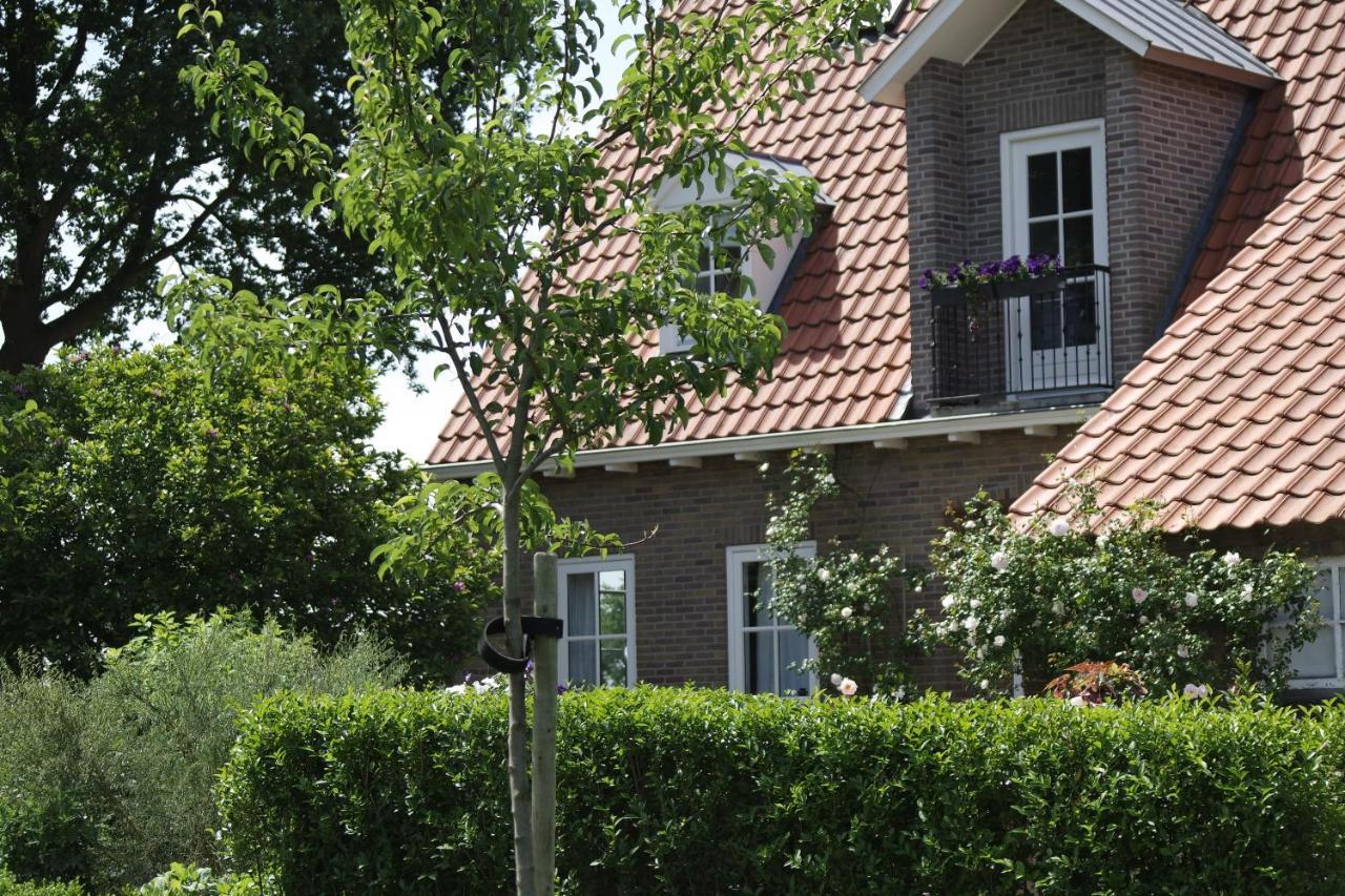 Bed and Breakfast Het Leeuwterveld à Sint Jansklooster Extérieur photo